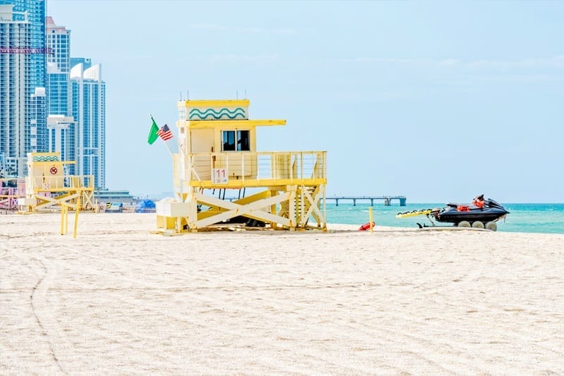 Haulover Strand in Miami