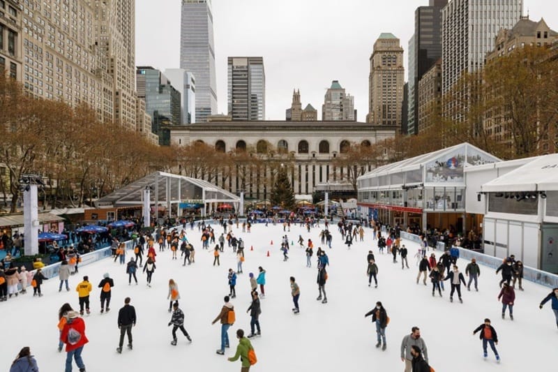 Anello per pattinare sul ghiaccio a New York