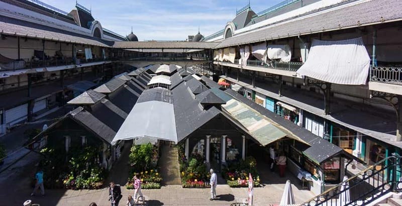 Bolhão market in Porto