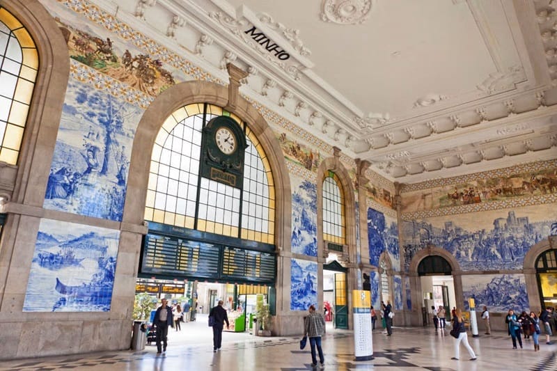 Gare de São Bento à Porto