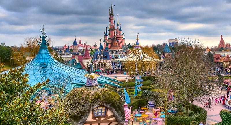   A Terra da Fantasia na Disneyland Paris