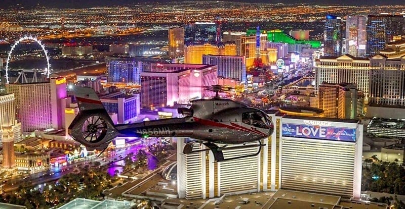 Paseo nocturno en helicóptero por Las Vegas