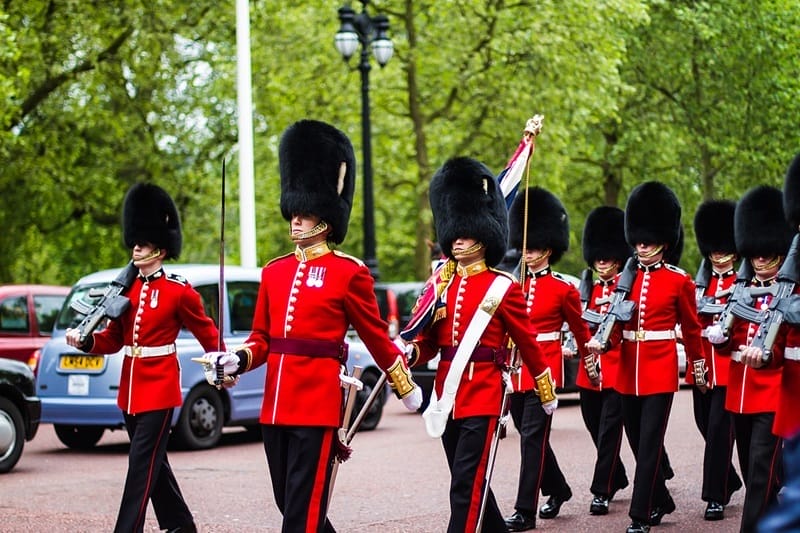 Guarda real no Palácio de Buckingham