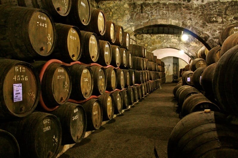 Adega de vinho no Porto