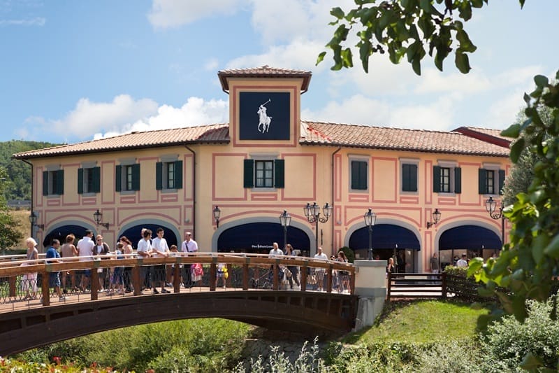 Barberino Outlet in Florenz