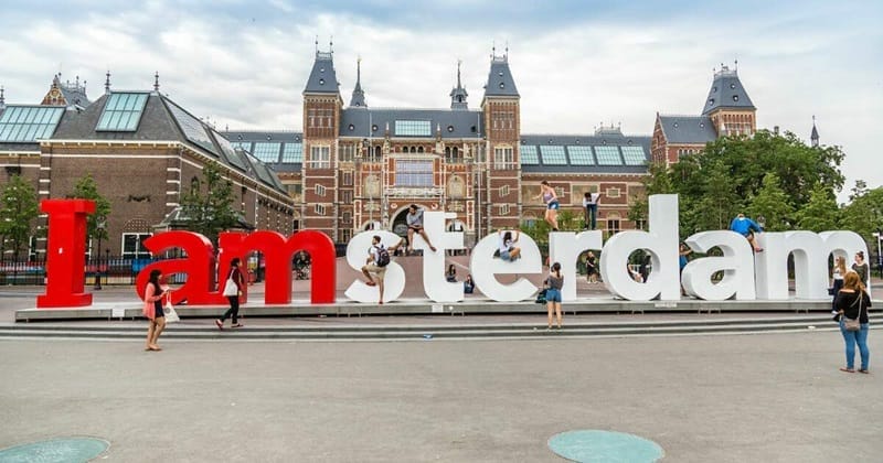 I Amsterdam sign