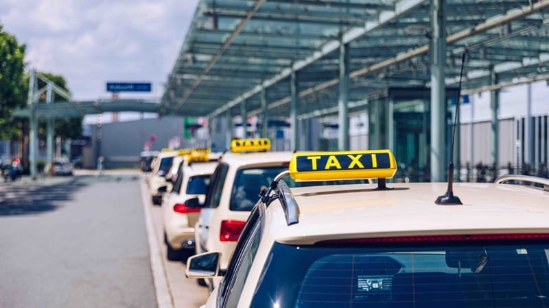 Táxis no aeroporto de Munique