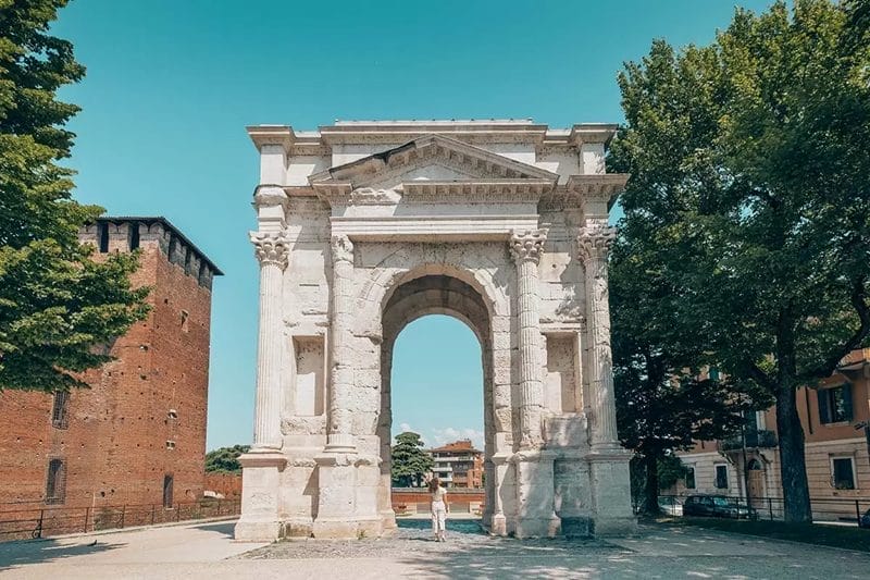 Arco dei Gavi a Verona