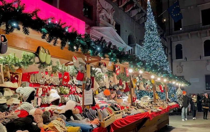 Christmas decorations in Verona