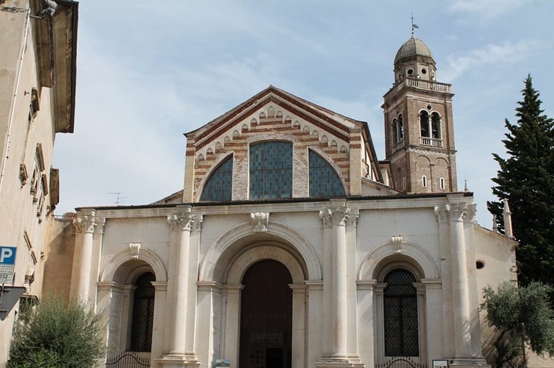 Iglesia de Santa Maria in Organo en Verona