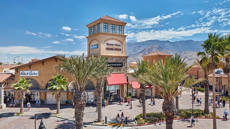 Desert Hills Premium Outlets