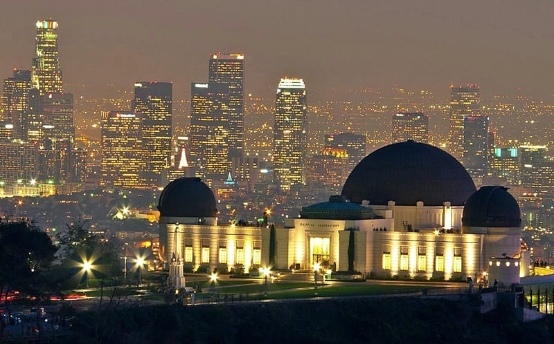 Noite no Griffith Park em Los Angeles