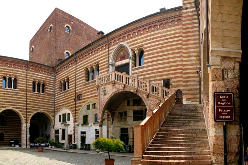 Galeria Achille Forti em Verona