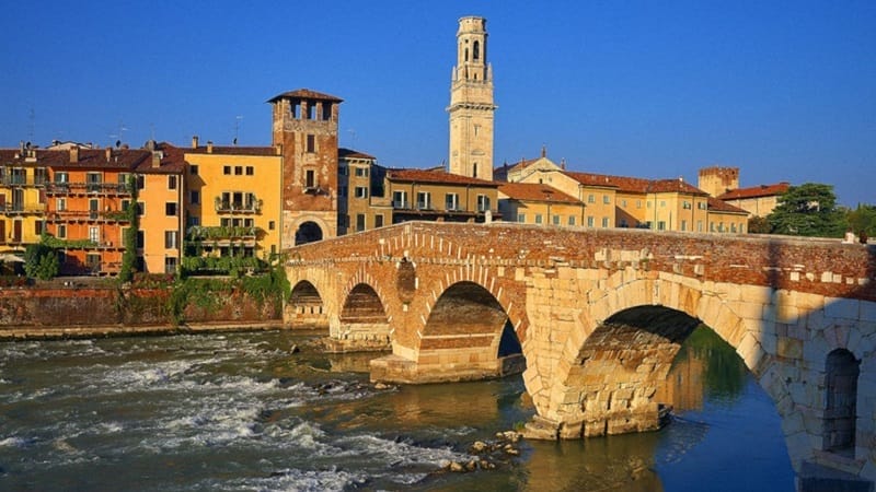 Ponte Pietra à Vérone