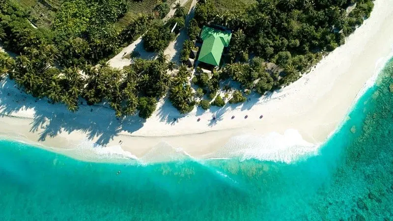 Mar azul cristalino em Punta Cana