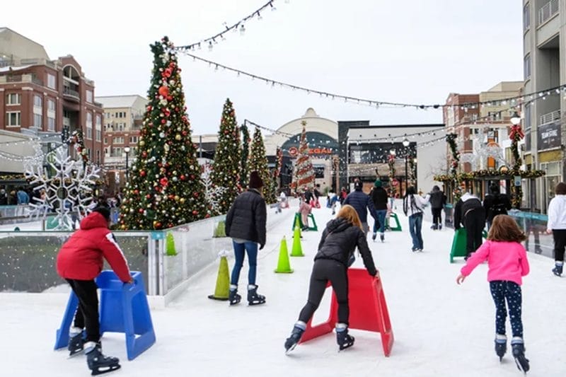 Patinagem no gelo na Atlantic Station